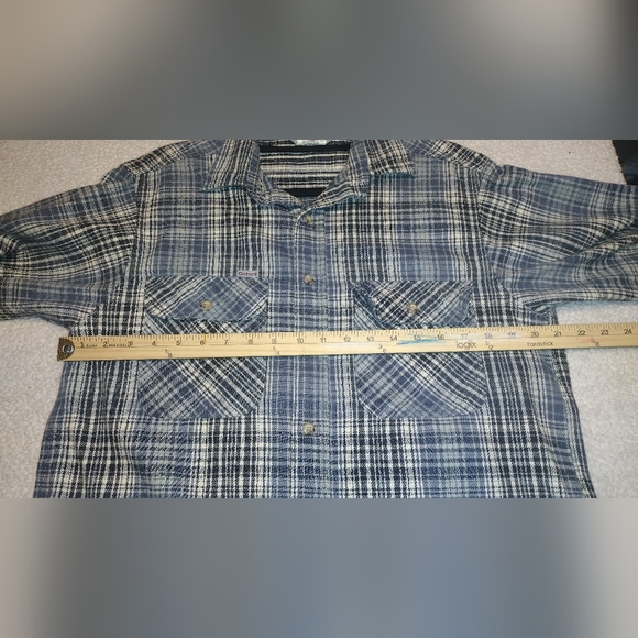 Vintage Men's Carhartt Button-Up Flannel, Size Medium, Blue Plaid - Picture 9 of 12